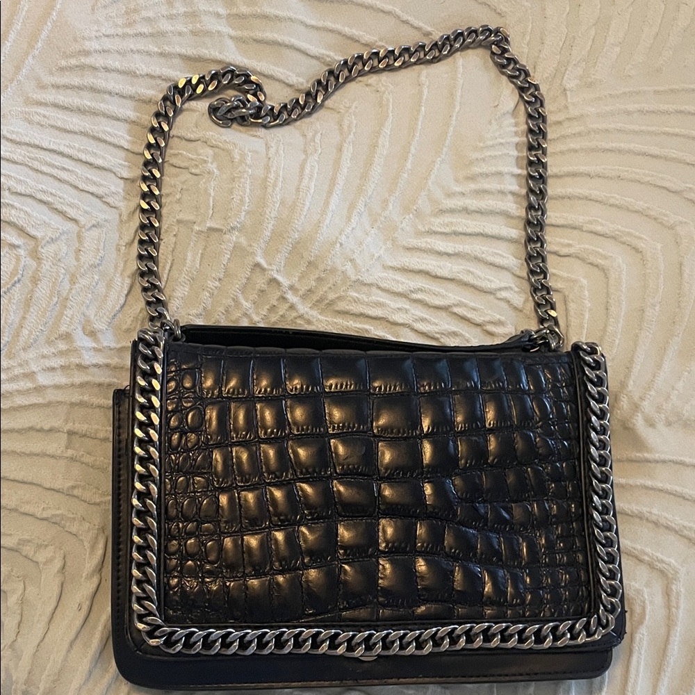 Zara Elegant Black Croc-Embossed Chain Shoulder Bag
